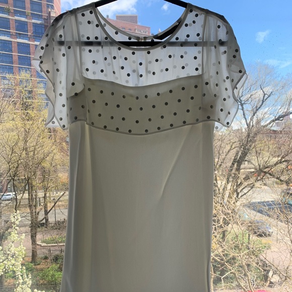 Elegant Zara dress! - Picture 2 of 8